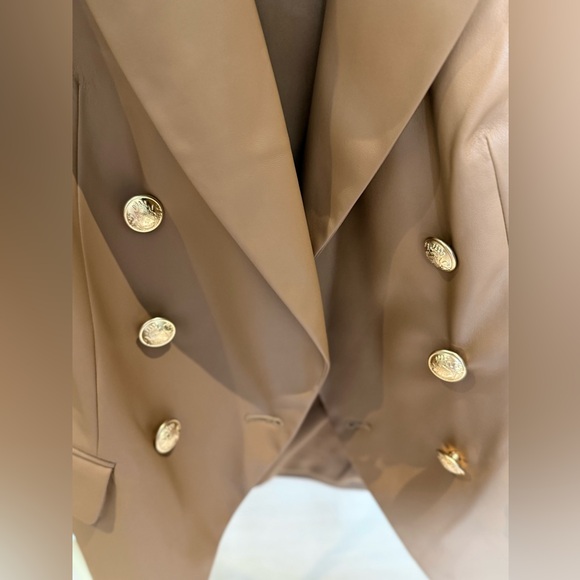 NWT Blazer in a beautiful caramel faux leather. - Picture 6 of 8